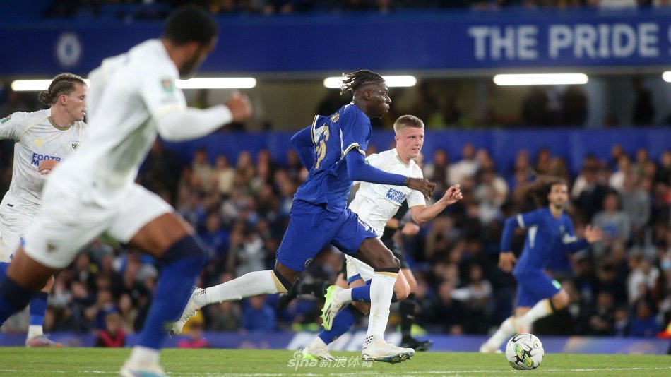 帮助球员深 帮助球员深